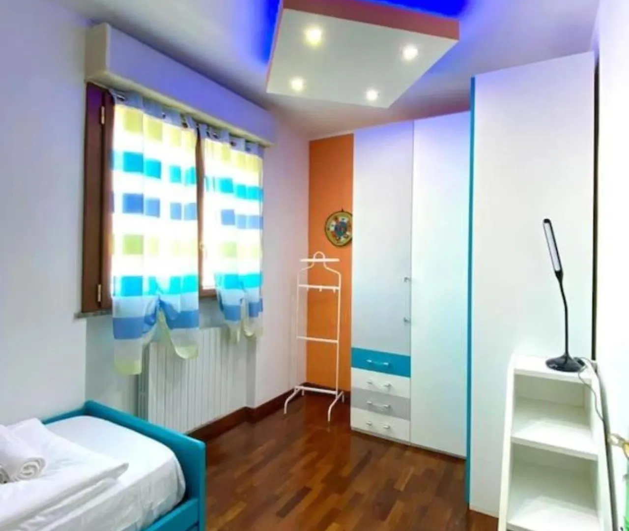 Comfortable House-Metro M1-M5 - Bicocca- Milan Apartment
